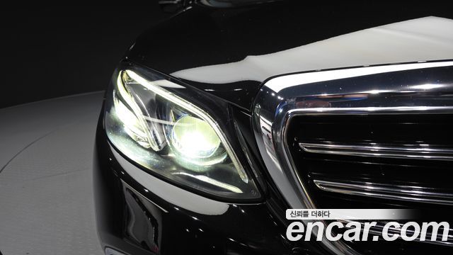 Mercedes-Benz E-Class E220d 4MATIC Exclusive