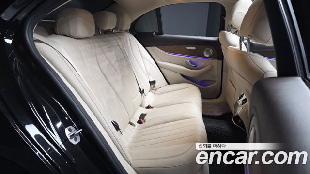Mercedes-Benz E-Class E220d 4MATIC Exclusive