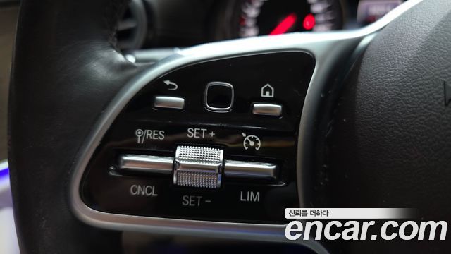 Mercedes-Benz E-Class E220d 4MATIC Exclusive