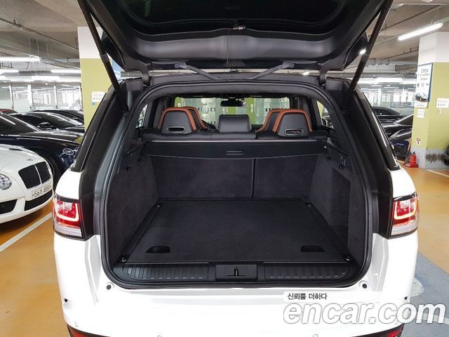 Land Rover Range Rover Sport 5.0 SVR