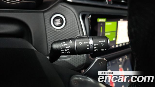 Land Rover Range Rover Velar 2.0 D240 R-Dynamic SE