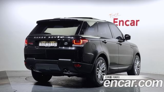 Land Rover Range Rover Sport 3.0 SDV6 HSE Dynamic