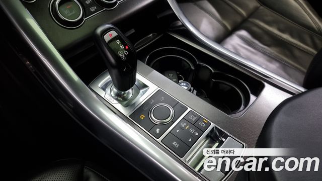 Land Rover Range Rover Sport 3.0 SDV6 HSE Dynamic