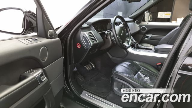 Land Rover Range Rover Sport 3.0 SDV6 HSE Dynamic
