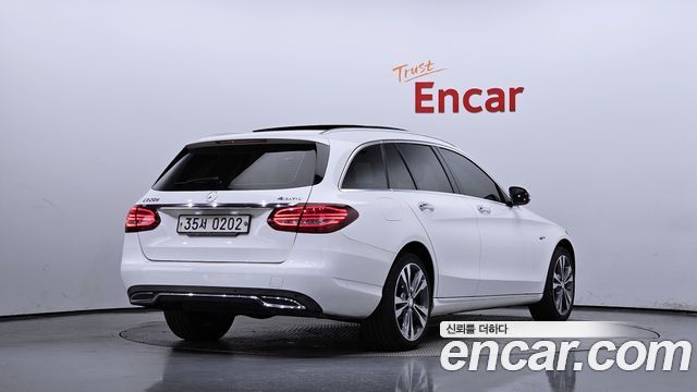 Mercedes-Benz C-Class C220 d 4MATIC Estate