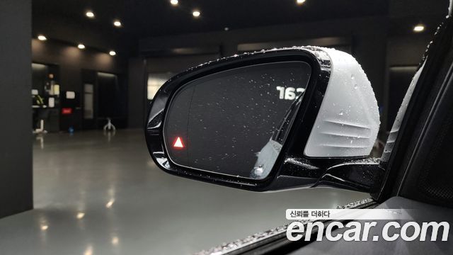 Mercedes-Benz E-Class E300 4MATIC Exclusive