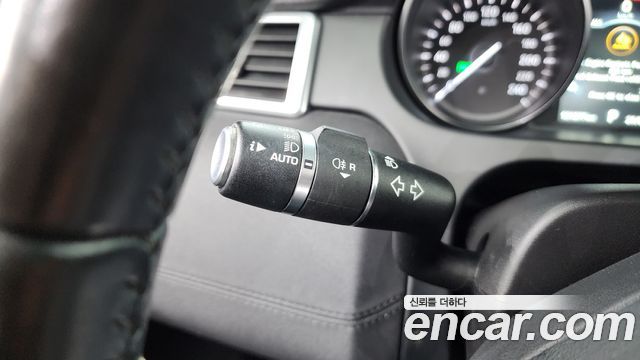 Land Rover Discovery Sport 2.0 TD4 SE