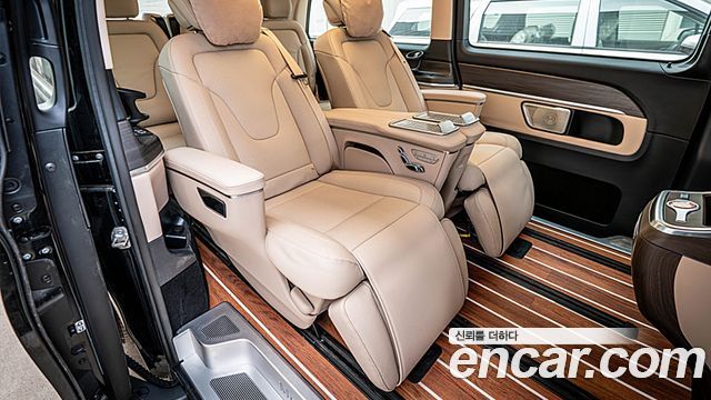 Mercedes-Benz V-Class V300 CDI