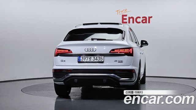 Audi Q5 45 TFSI Quattro Premium Sportback