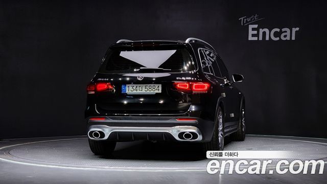 Mercedes-Benz GLB-Class AMG GLB35 4MATIC