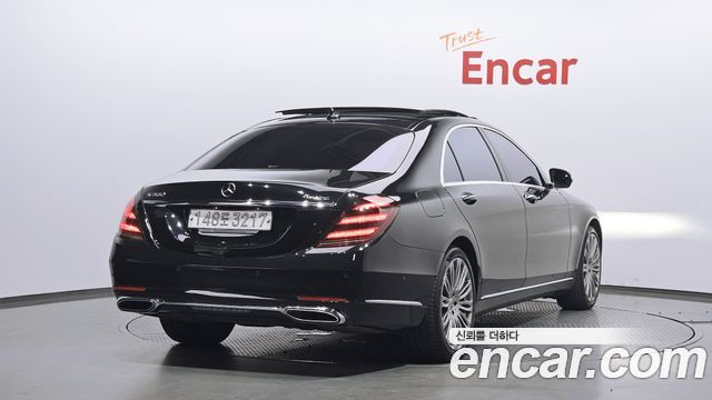 Mercedes-Benz S-Class S560L 4MATIC