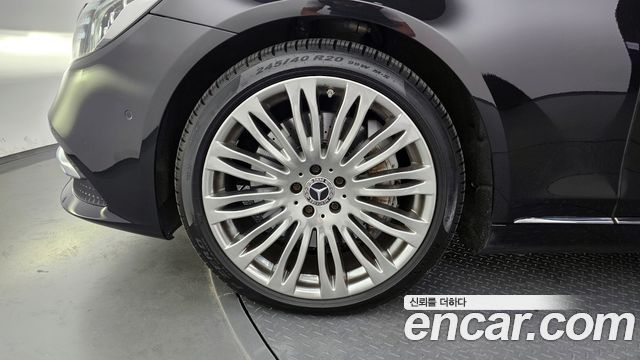 Mercedes-Benz S-Class S560L 4MATIC