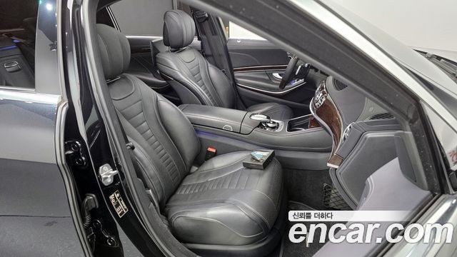 Mercedes-Benz S-Class S560L 4MATIC