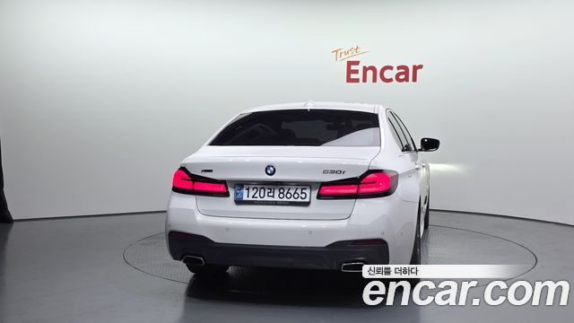 BMW 5-Series 530i xDrive M Sport Package