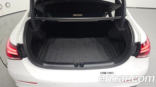 Mercedes-Benz A-Class AMG A35 4MATIC Sedan