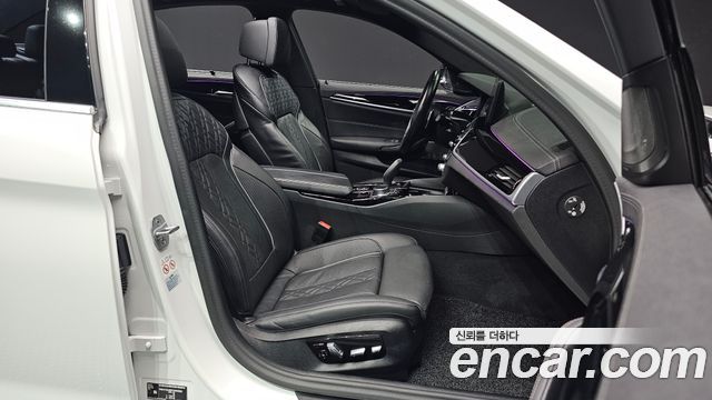 BMW 5-Series 530i xDrive M Sport Package