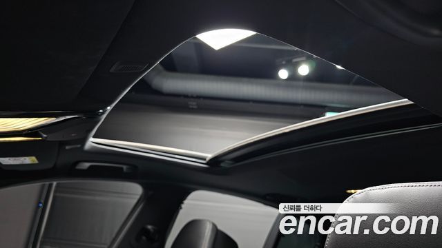 BMW 5-Series 530i xDrive M Sport Package