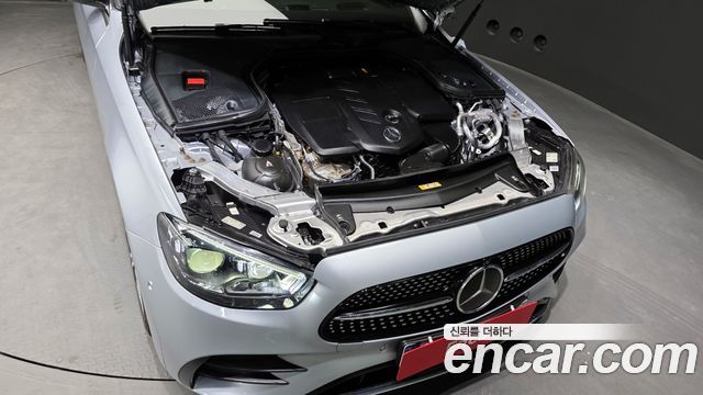 Mercedes-Benz E-Class E220d 4MATIC AMG Line