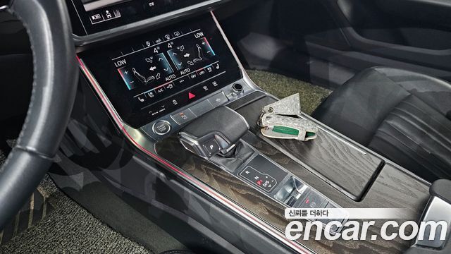 Audi A6 45 TFSI Premium
