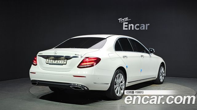 Mercedes-Benz E-Class E220d 4MATIC Exclusive