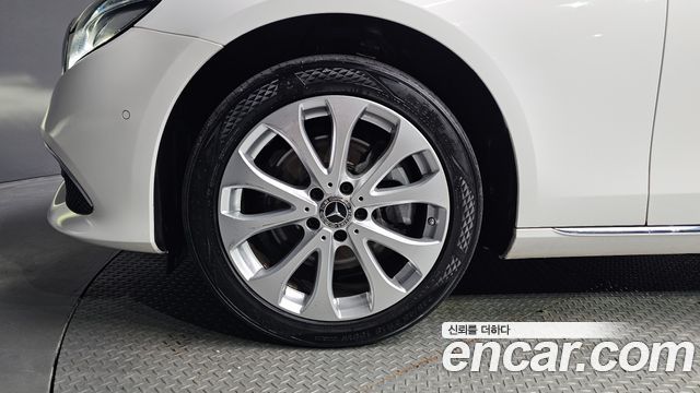 Mercedes-Benz E-Class E220d 4MATIC Exclusive