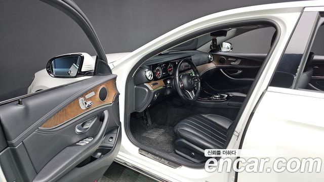 Mercedes-Benz E-Class E220d 4MATIC Exclusive