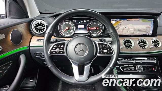 Mercedes-Benz E-Class E220d 4MATIC Exclusive