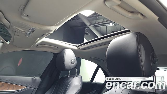 Mercedes-Benz E-Class E220d 4MATIC Exclusive