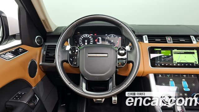Land Rover Range Rover Sport 3.0 SDV6 HSE Dynamic