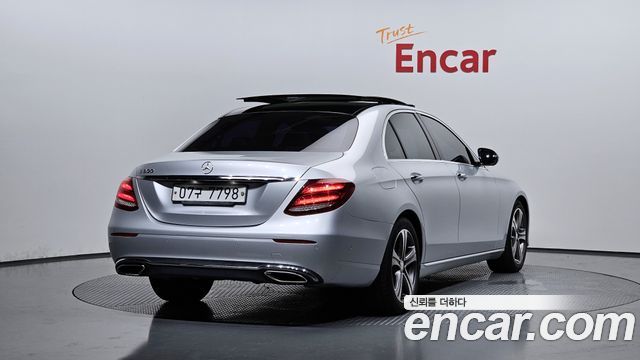 Mercedes-Benz E-Class E300 Avantgarde