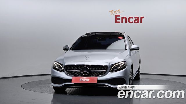 Mercedes-Benz E-Class E300 Avantgarde
