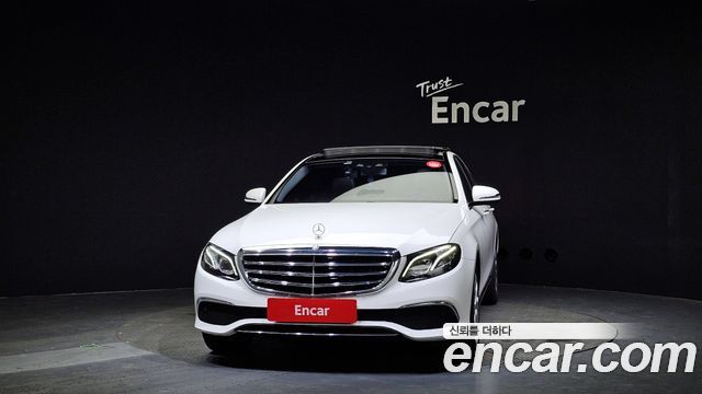 Mercedes-Benz E-Class E220d Exclusive