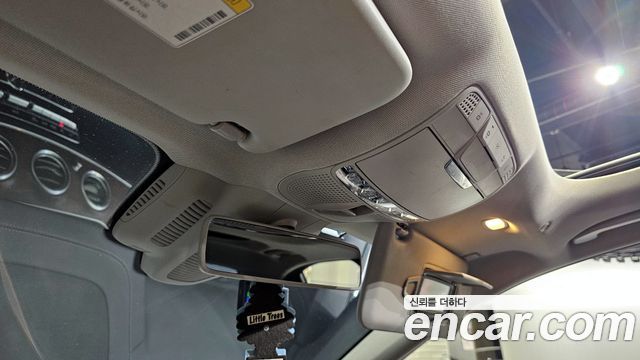 Mercedes-Benz E-Class E220d Exclusive