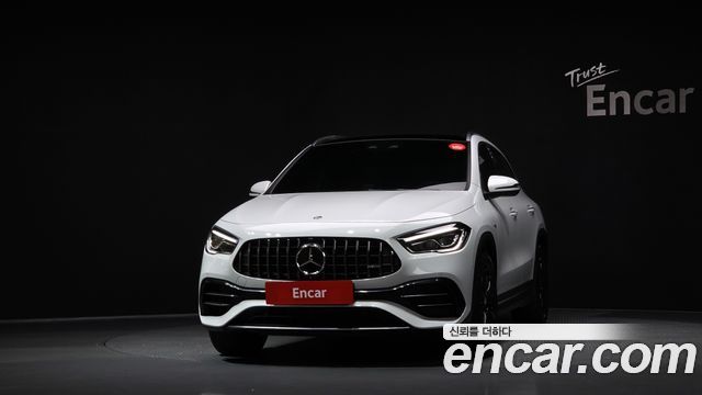 Mercedes-Benz GLA-Class GLA45 AMG 4MATIC+