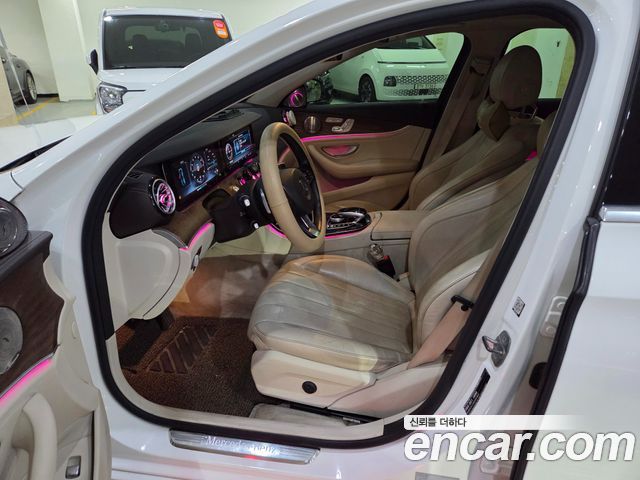 Mercedes-Benz E-Class E300 Exclusive