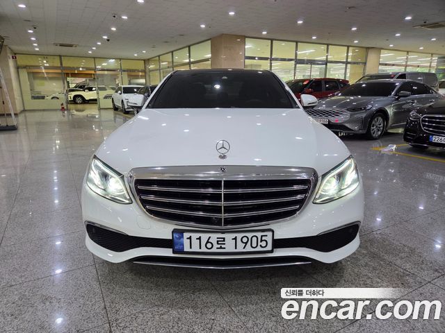 Mercedes-Benz E-Class E300 Exclusive