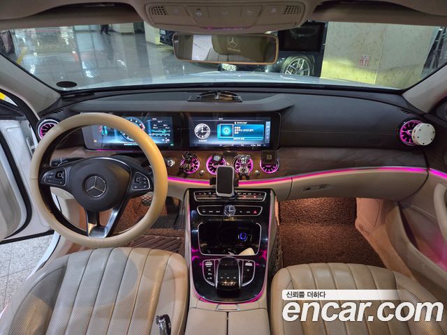 Mercedes-Benz E-Class E300 Exclusive