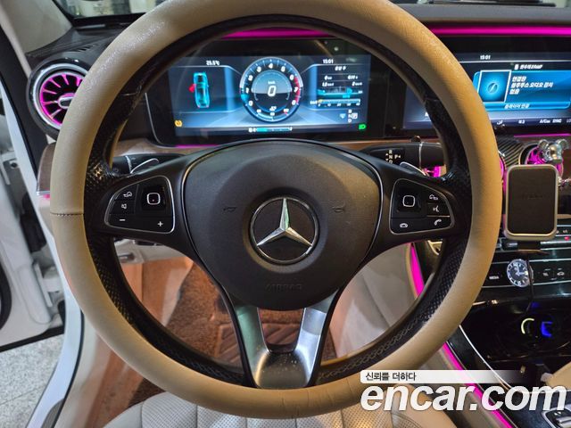 Mercedes-Benz E-Class E300 Exclusive