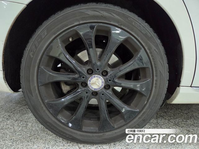 Mercedes-Benz E-Class E300 Exclusive
