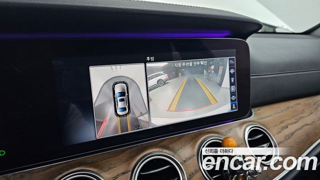 Mercedes-Benz E-Class E300 Exclusive