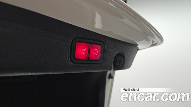 Mercedes-Benz E-Class E300 Exclusive