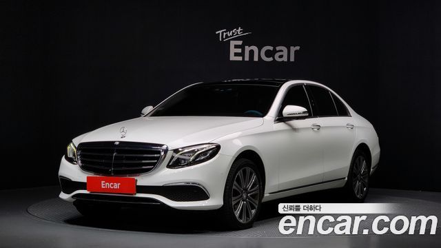 Mercedes-Benz E-Class E400 4MATIC Exclusive
