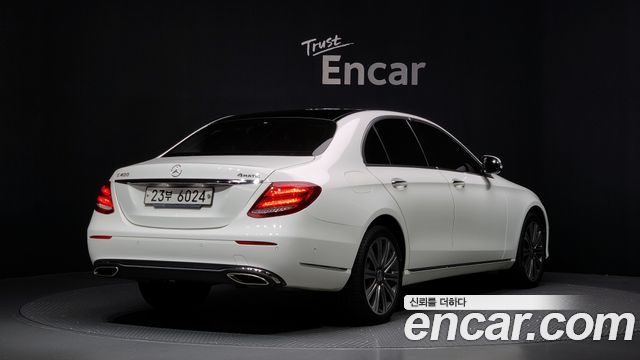 Mercedes-Benz E-Class E400 4MATIC Exclusive