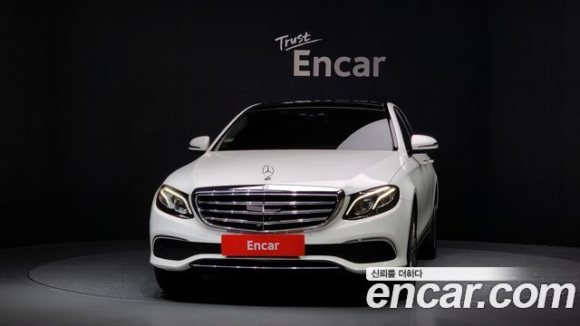 Mercedes-Benz E-Class E400 4MATIC Exclusive