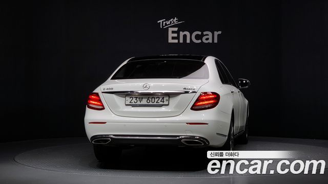 Mercedes-Benz E-Class E400 4MATIC Exclusive