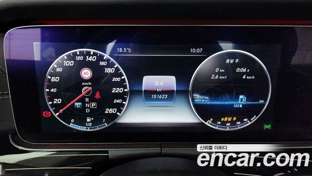 Mercedes-Benz E-Class E400 4MATIC Exclusive