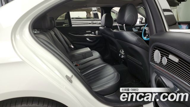 Mercedes-Benz E-Class E400 4MATIC Exclusive