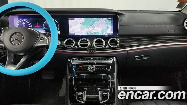 Mercedes-Benz E-Class E400 4MATIC Exclusive