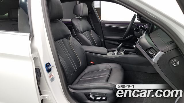 BMW 5-Series 520i M Sport