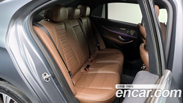 Mercedes-Benz E-Class E350 4MATIC Exclusive